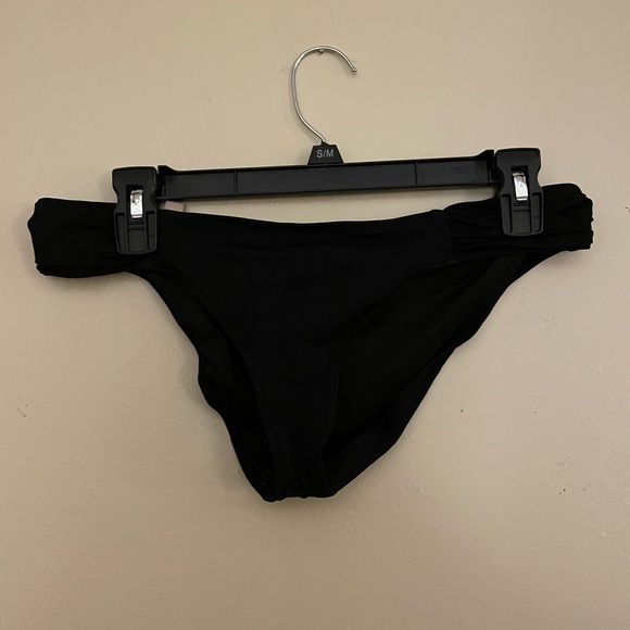 Victoria's Secret Black Knockout Bikini Bottom - Picture 5 of 5